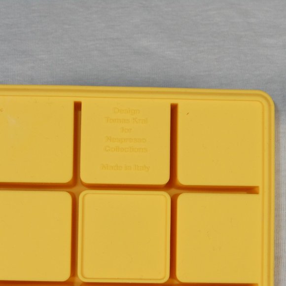 Nespresso Ice Cube Tray Silicone Italy Yellow - Picture 7 of 9